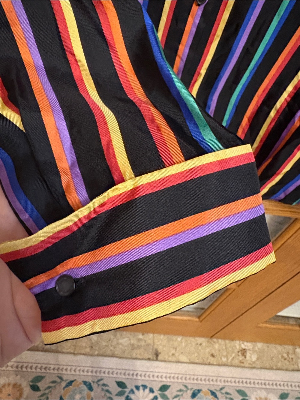 EUC Silk Jones New York Signature Black Multicolor Vertical Stripe Blouse - Picture 3 of 4